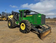 2019 John Deere 648LII